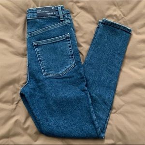 High waisted jeans size 25